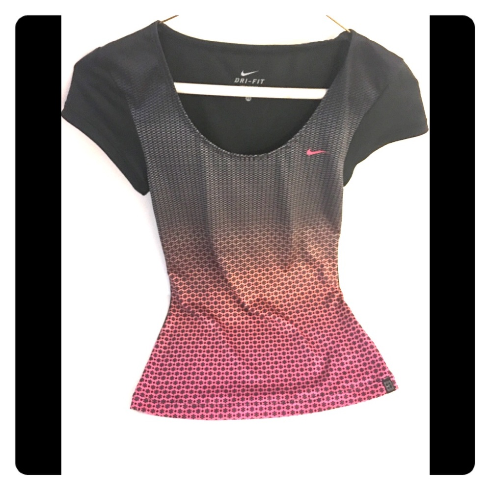 Nike Black and Pink athletic t-shirt. XS